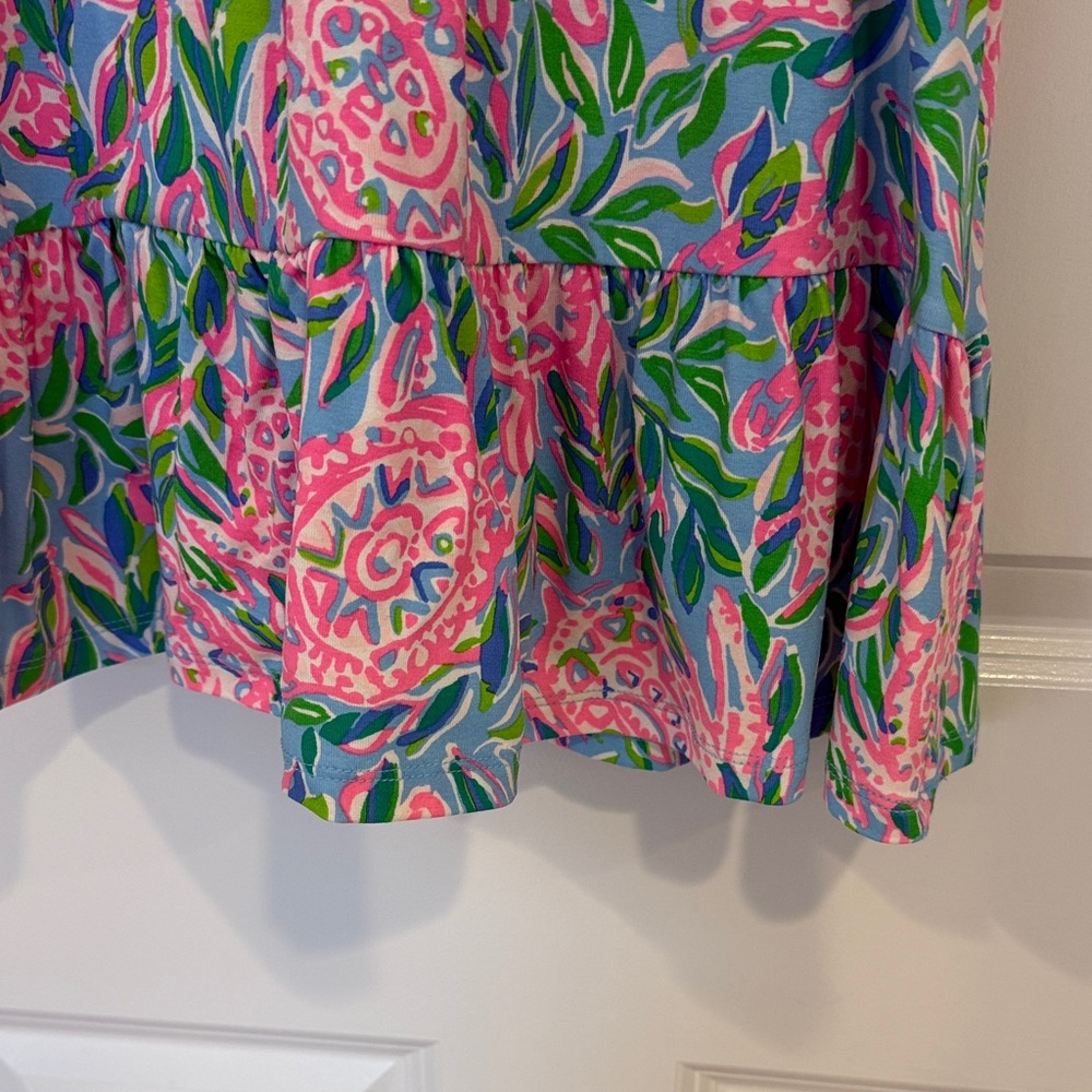 Lilly Pulitzer Vibrant Floral Tiered dress with shorts  in Blue and Pink XXS - Picture 2 of 7